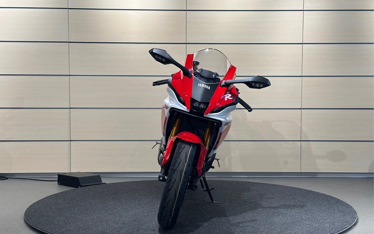 Angebot Yamaha R7