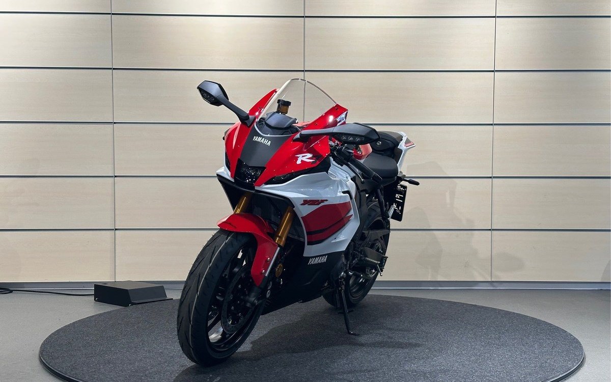 Angebot Yamaha R7