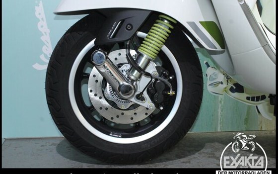 Neufahrzeug Vespa GTS 125 Super Tech - Bild 22