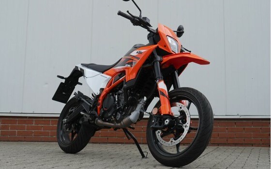 Neufahrzeug KTM 125 SMC R - Bild 2