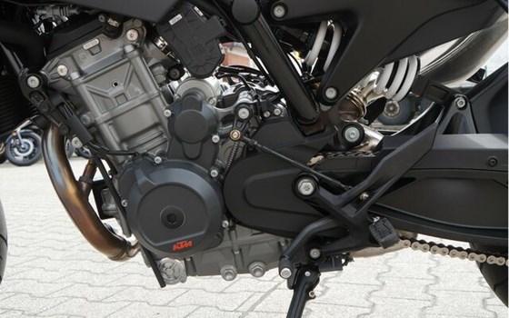 Neufahrzeug KTM 790 Duke L - Bild 10