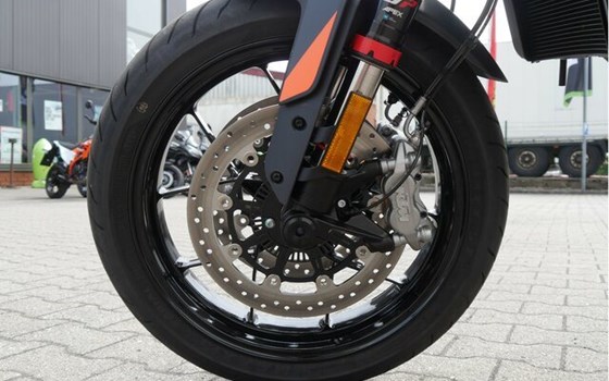 Neufahrzeug KTM 790 Duke L - Bild 11
