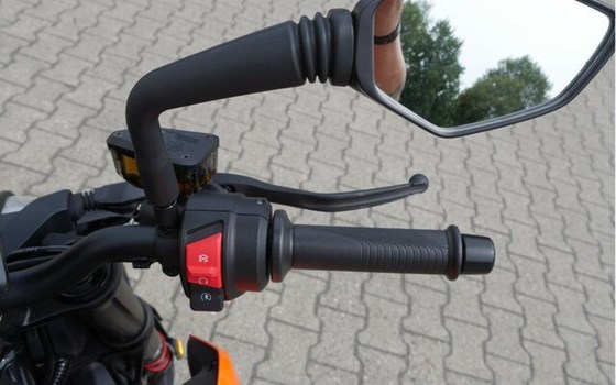 Neufahrzeug KTM 790 Duke L - Bild 14