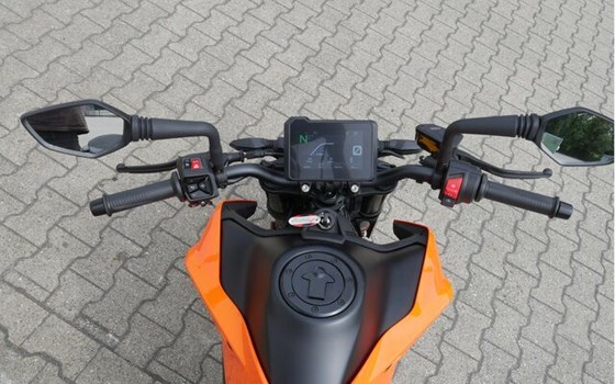 Neufahrzeug KTM 790 Duke L - Bild 15