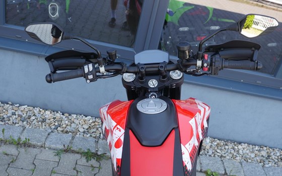 Gebrauchtmotorrad Ducati Hypermotard 950 RVE - Bild 9