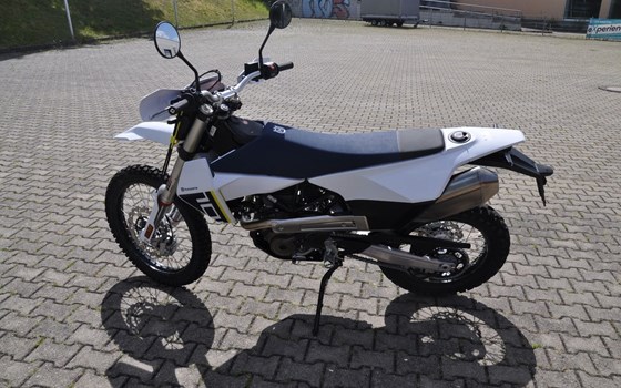 Gebrauchtmotorrad Husqvarna 701 Enduro - Bild 10