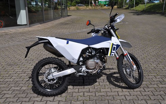 Gebrauchtmotorrad Husqvarna 701 Enduro - Bild 2