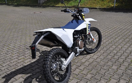 Gebrauchtmotorrad Husqvarna 701 Enduro - Bild 8