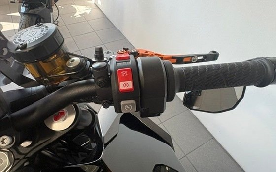 Gebrauchtmotorrad KTM 1290 Super Duke R - Bild 16