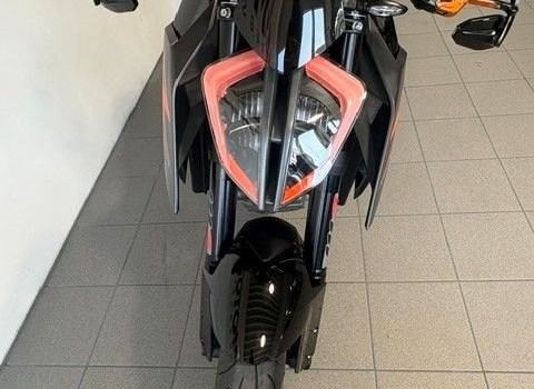 Gebrauchtmotorrad KTM 1290 Super Duke R - Bild 17