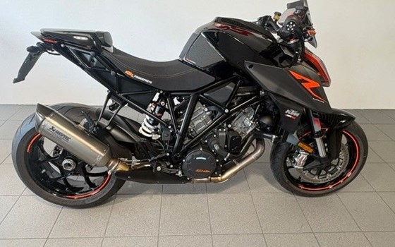 Gebrauchtmotorrad KTM 1290 Super Duke R - Bild 3