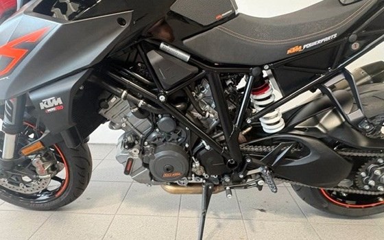 Gebrauchtmotorrad KTM 1290 Super Duke R - Bild 5