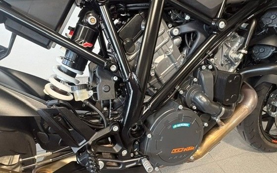 Gebrauchtmotorrad KTM 1290 Super Duke R - Bild 9