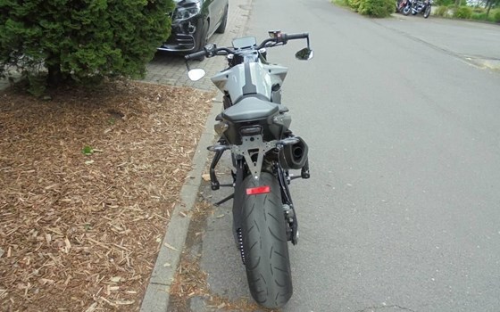 Gebrauchtmotorrad KTM 790 Duke L - Bild 5