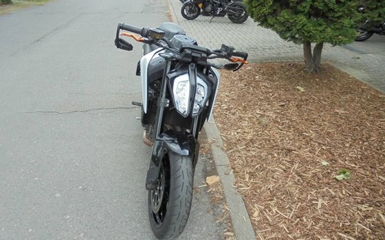 Gebrauchtmotorrad KTM 790 Duke L - Bild 8