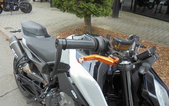 Gebrauchtmotorrad KTM 790 Duke L - Bild 9