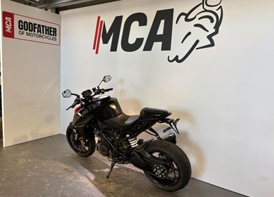Top Gebrauchte KTM 1290 Super Duke R
