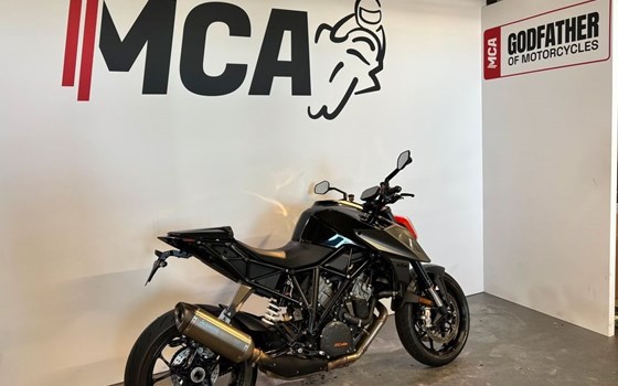 Gebrauchtmotorrad KTM 1290 Super Duke R - Bild 3