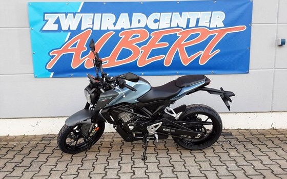 Gebrauchtmotorrad Honda CB125R - Bild 2