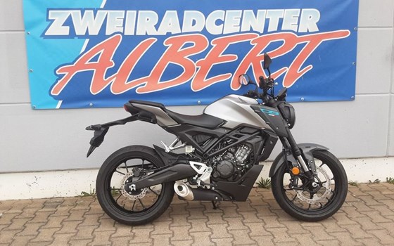 Gebrauchtmotorrad Honda CB125R - Bild 2