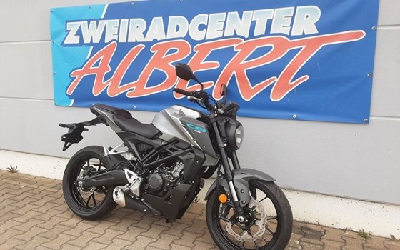 Gebrauchtmotorrad Honda CB125R - Bild 5