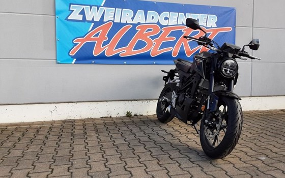 Gebrauchtmotorrad Honda CB125R - Bild 3