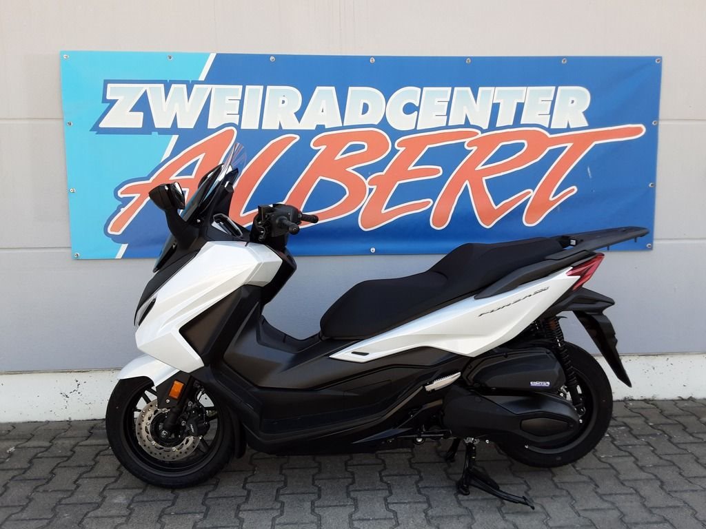 Honda Forza 350