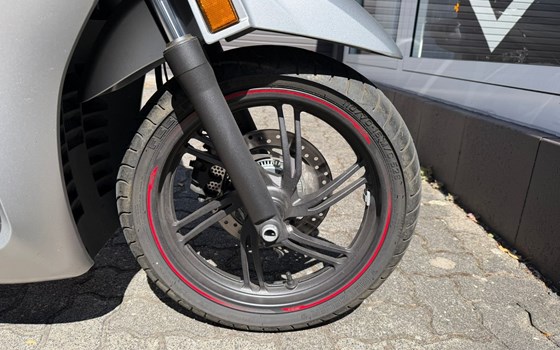 Gebrauchtmotorrad Honda SH350i - Bild 12