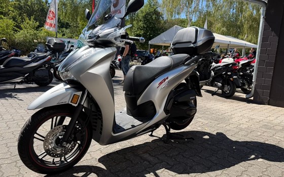 Gebrauchtmotorrad Honda SH350i - Bild 7