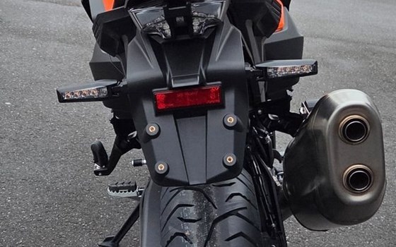 Neufahrzeug KTM 1390 Super Adventure S - Bild 7
