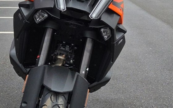 Neufahrzeug KTM 1390 Super Adventure S - Bild 9