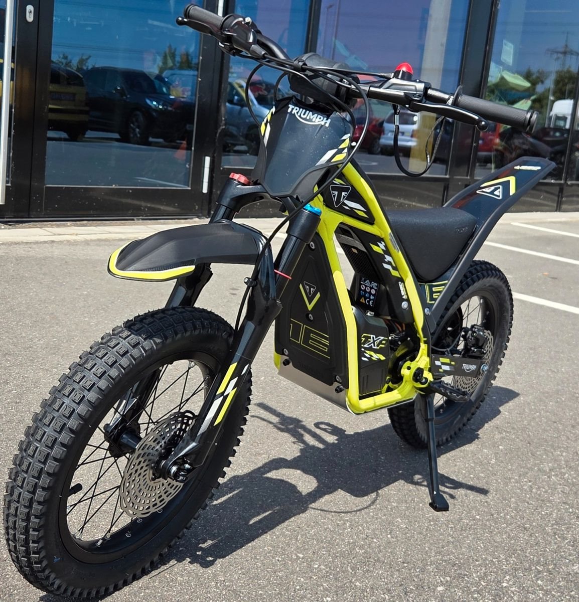 Triumph TXP-16