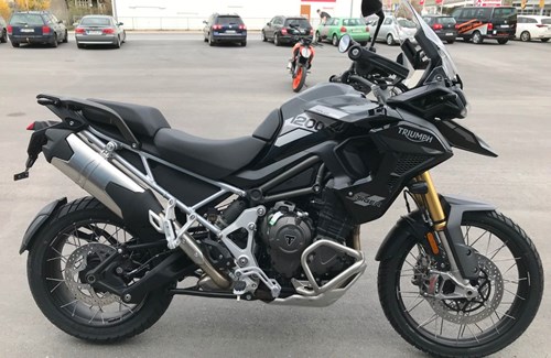 Neumotorrad Triumph Tiger 1200 Rally PRO