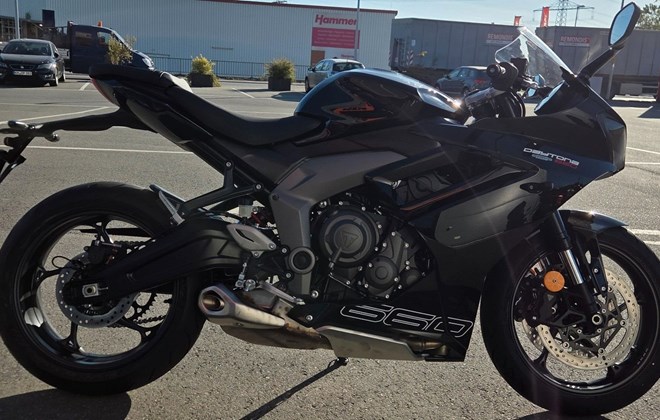 Triumph Daytona 660