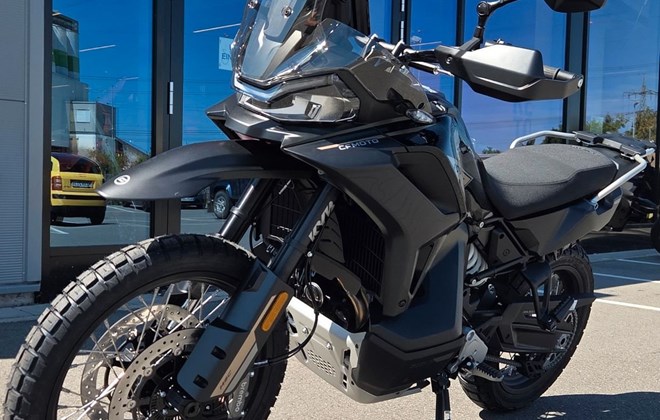 CFMOTO 1000MT-X