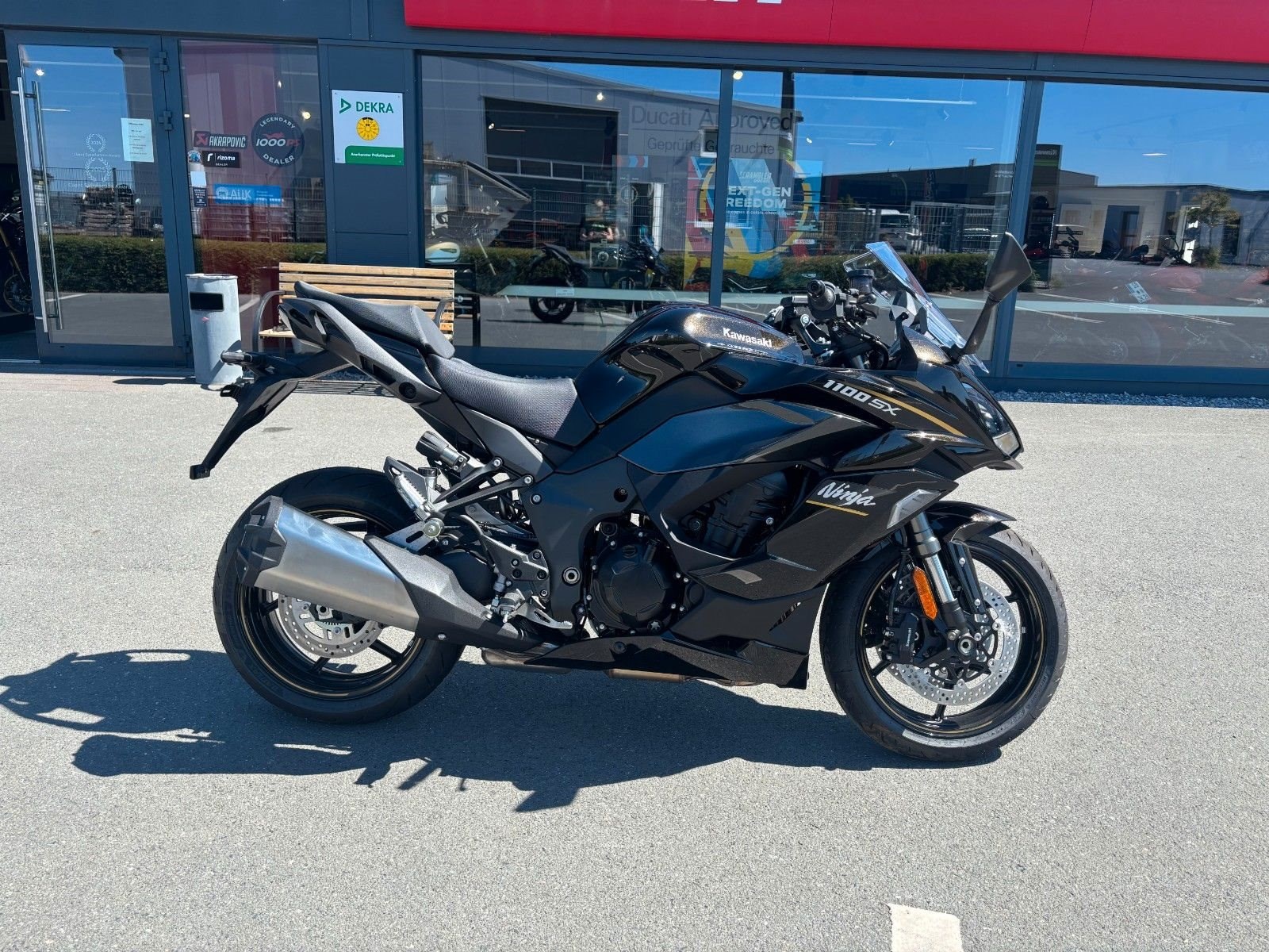 Kawasaki Ninja 1100SX