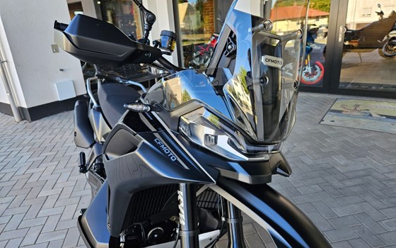 Neufahrzeug CFMOTO 1000MT-X - Bild 8