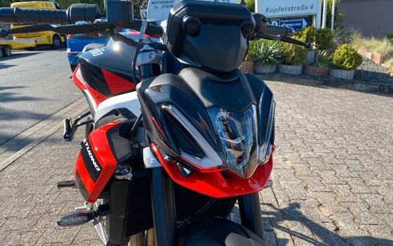 Neufahrzeug Aprilia Tuono 457 - Bild 7