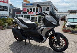 Neumotorrad Aprilia SR GT 400