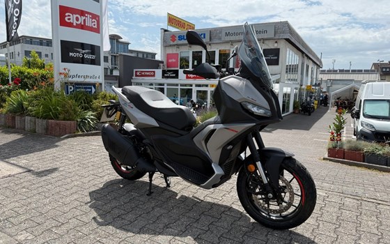 Neufahrzeug Aprilia SR GT 400 - Bild 11