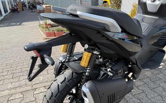 Neufahrzeug Aprilia SR GT 400 - Bild 12