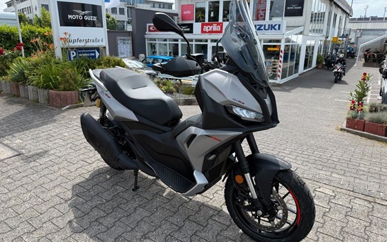 Neufahrzeug Aprilia SR GT 400 - Bild 7