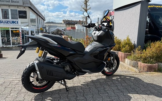 Neufahrzeug Aprilia SR GT 400 - Bild 9
