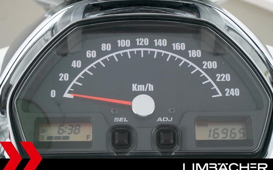 Gebrauchtmotorrad Suzuki Intruder M1800R - Bild 12