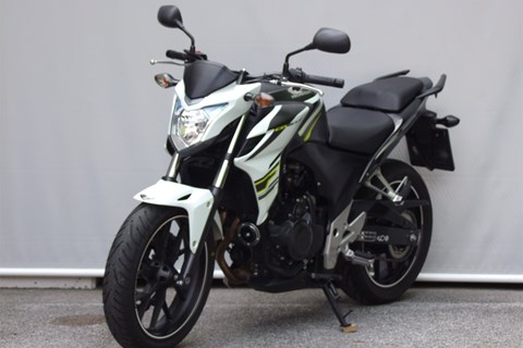 Praktische Motorräder mit niedrigen laufenden Kosten