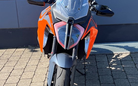 Gebrauchtmotorrad KTM 1290 Super Duke GT - Bild 3