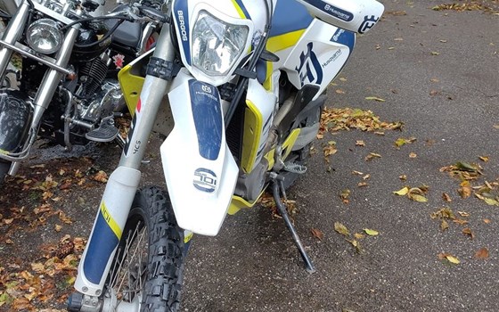 Gebrauchtmotorrad Husqvarna 701 Enduro - Bild 1