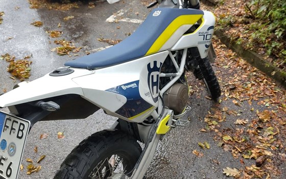 Gebrauchtmotorrad Husqvarna 701 Enduro - Bild 2