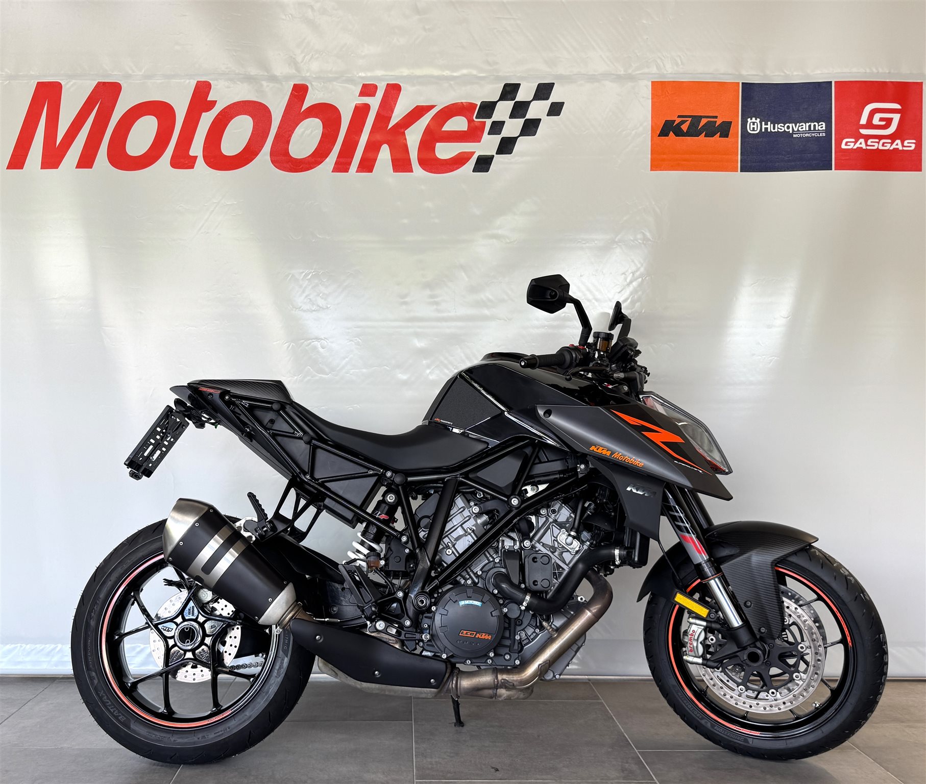 KTM 1290 Super Duke R