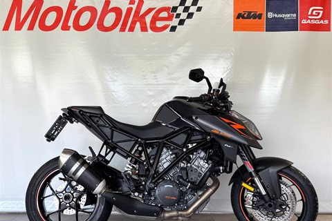Leiwande Nakedbikes